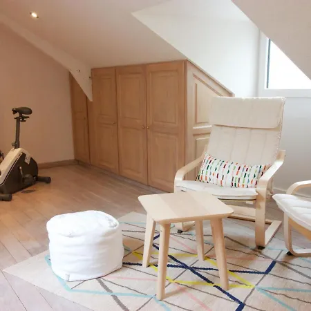Very Located On A Large Secured Park Holiday home *